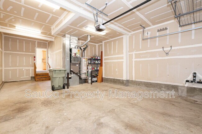 Building Photo - 4492 NW 125th Ave