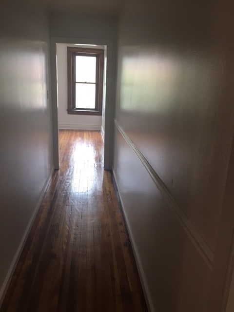 Building Photo - Spacious 2 bedroom apartment on the 2nd floor next to the Rail Trail York City