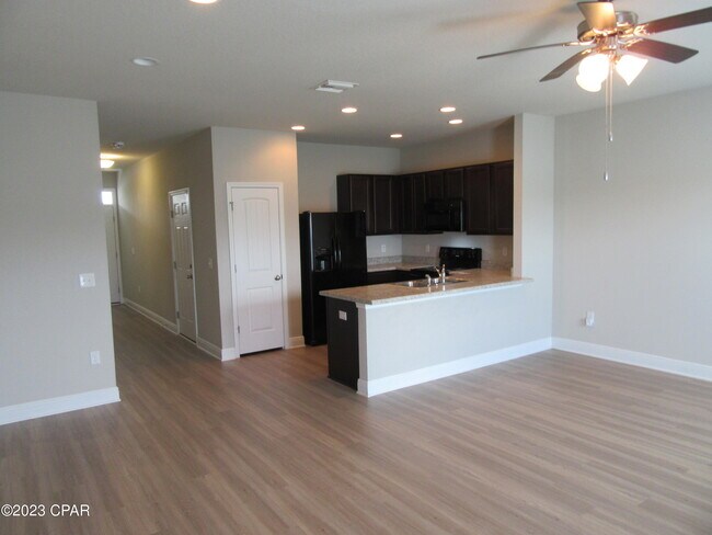 Building Photo - 5716 Callaway Cir