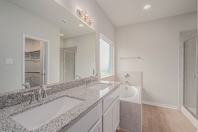 Building Photo - COMING JUNE 2026 LIKE NEW --- Stunning 4 bedroom home In Lake Conroe Hills