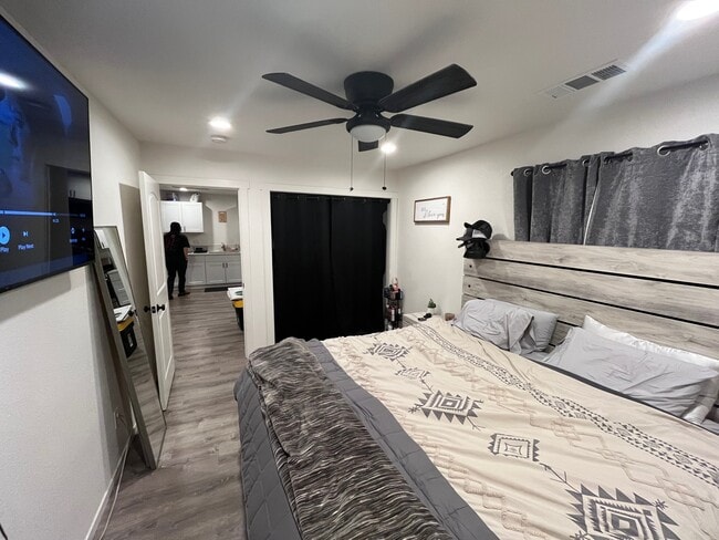 Building Photo - 125 N Walnut Ave