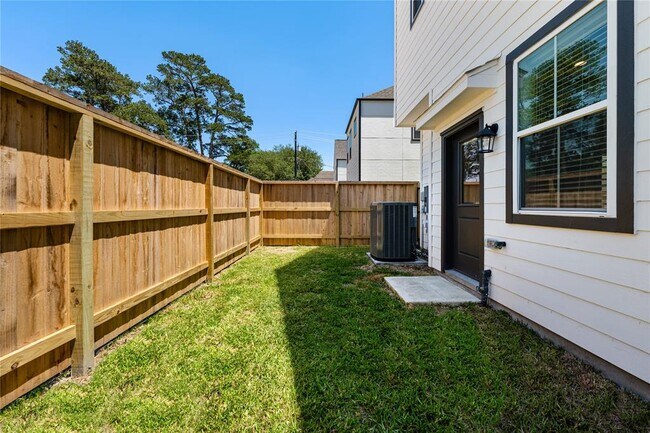 Building Photo - 5422 Wheatley St