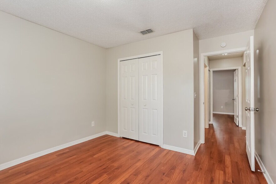 Building Photo - 8256 Teaticket Dr