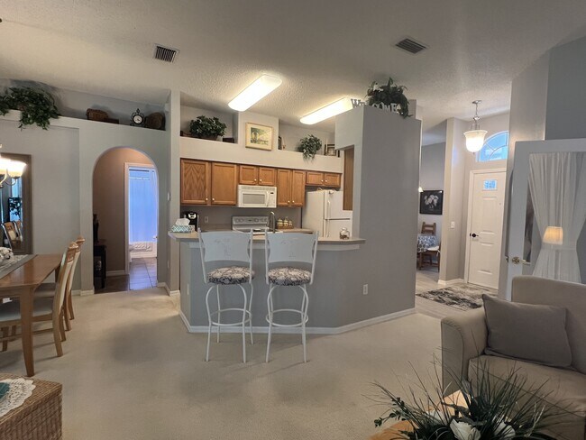 Building Photo - 18030 Webster Grove Dr