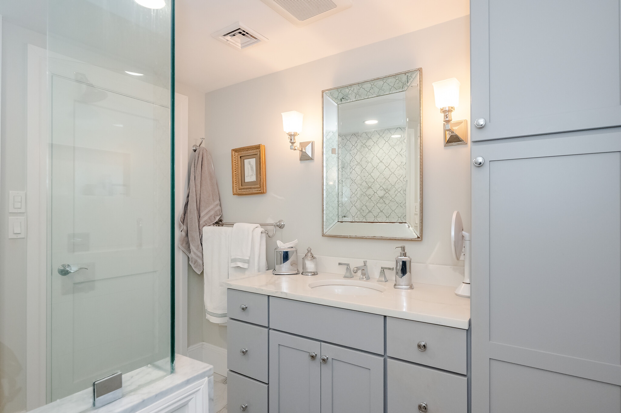 Linen storage - 229 Miller Ave