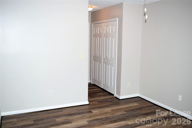 Building Photo - 164 Portestowne Way