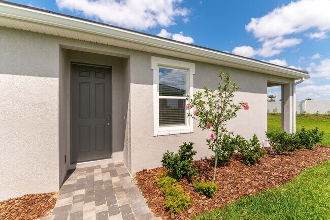 Building Photo - Available April 2026 - Turn Key Furnished 3 Bed, 2 Bath Home in Star Farms - MUST BE SEEN!