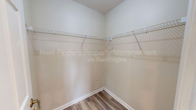 Building Photo - 4578 Blue Stream Ln N