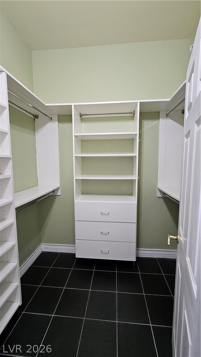 Building Photo - 2101 Grand Island Ct