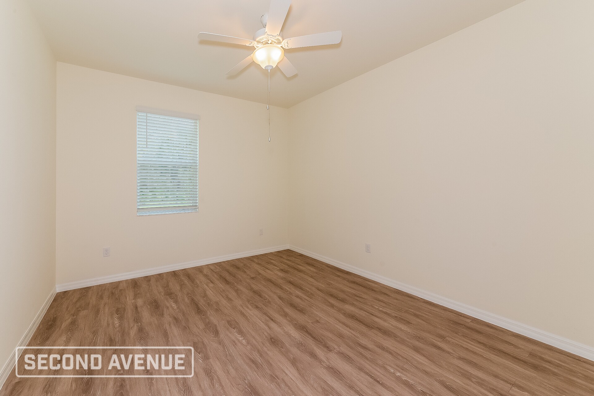 Building Photo - 4546 Crowell Ln