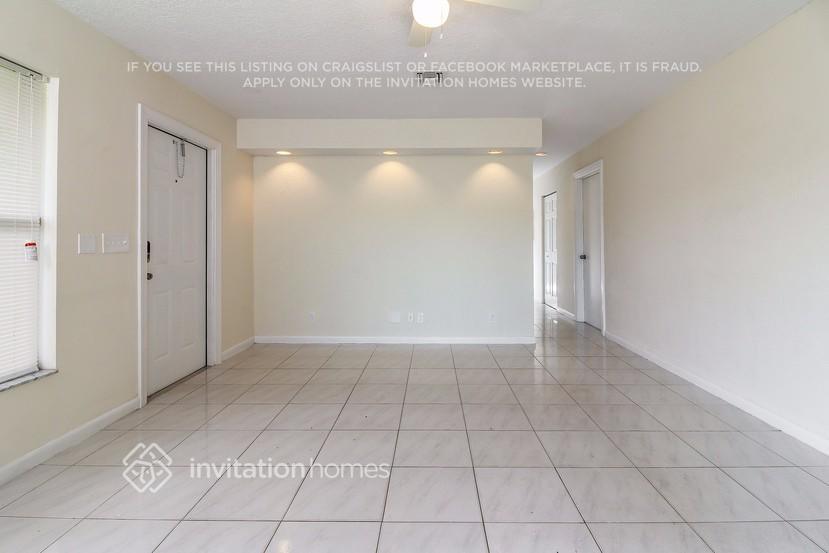 Building Photo - 17925 38th Rd N