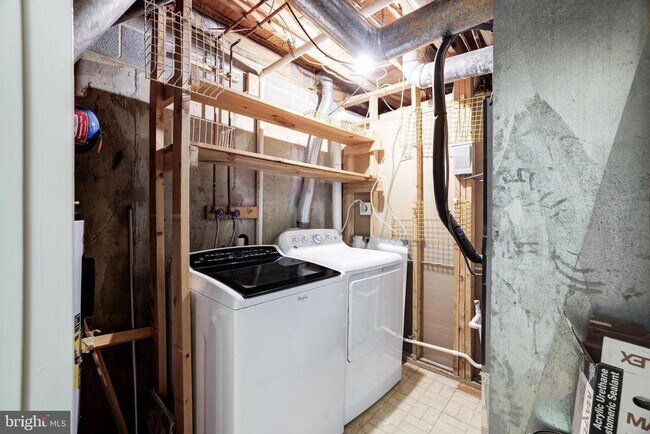 Building Photo - 2135 Derby Ridge Ln