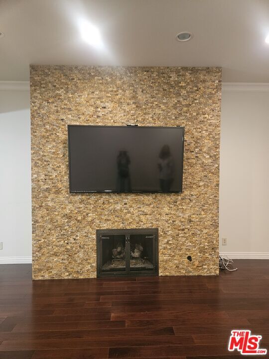 Building Photo - 1880 Veteran Ave