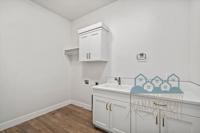 Building Photo - 10399 W Bell Fountain Dr