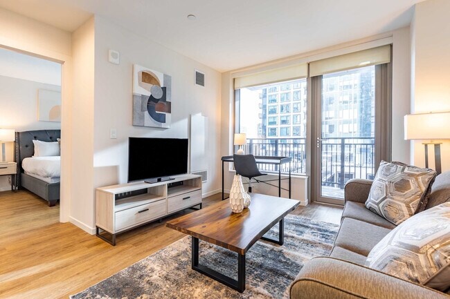 Primary Photo - 131 Seaport Blvd