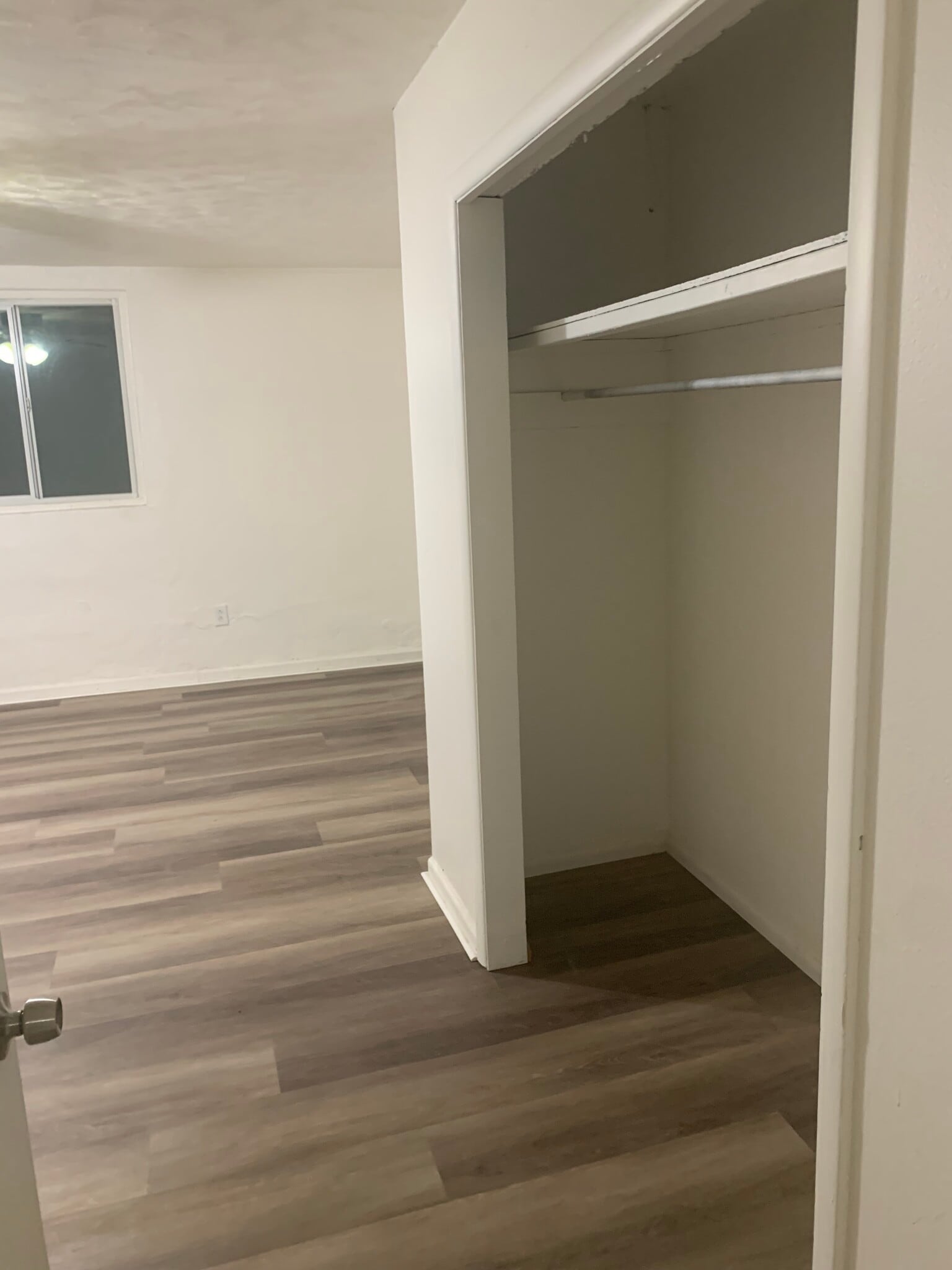 Main bedroom - 2285 S Bowie Ave