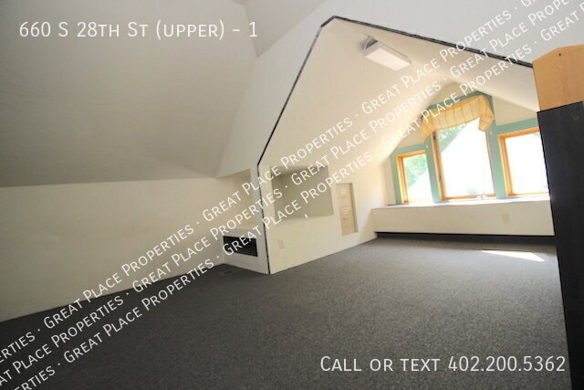 Building Photo - 660 S 28th St
