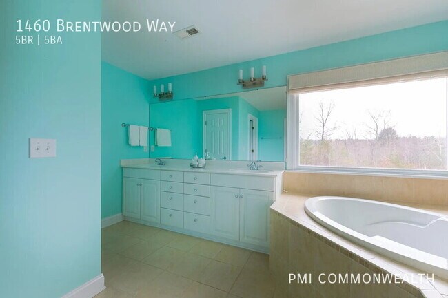 Building Photo - 1460 Brentwood Way