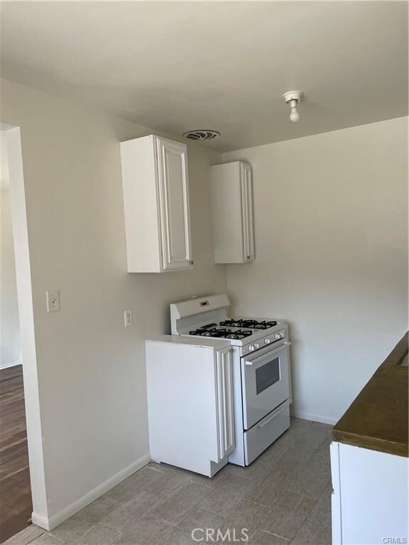 Building Photo - 2738 Southern