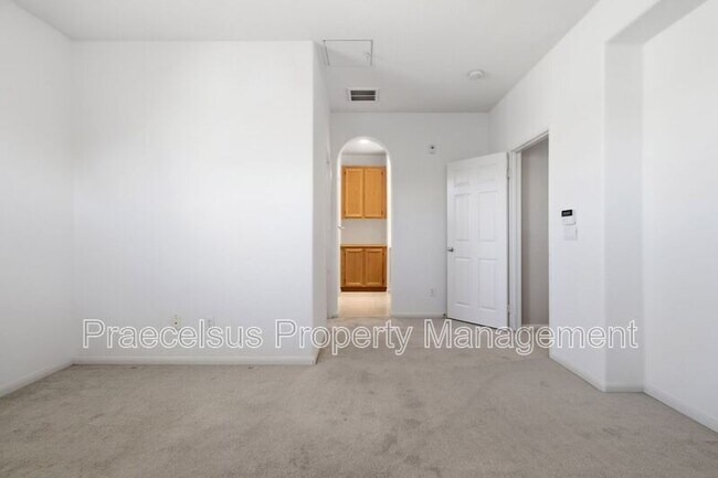 Building Photo - 1293 Fools Gold Wy