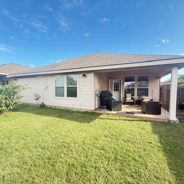 Building Photo - 5535 Brookhollow Oaks Trail