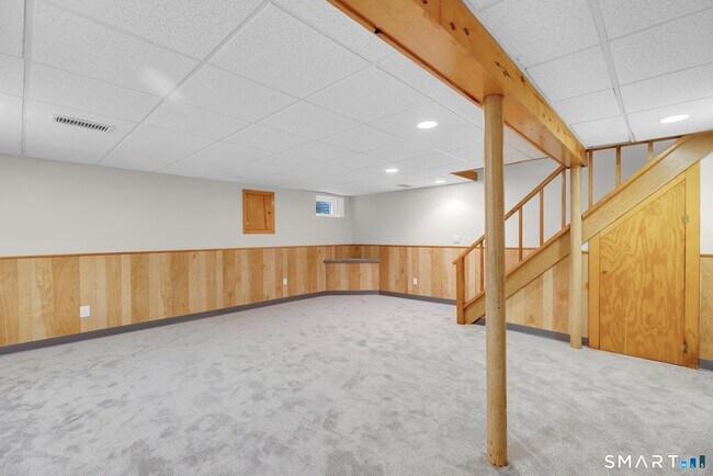 Building Photo - 102 Salem Walk