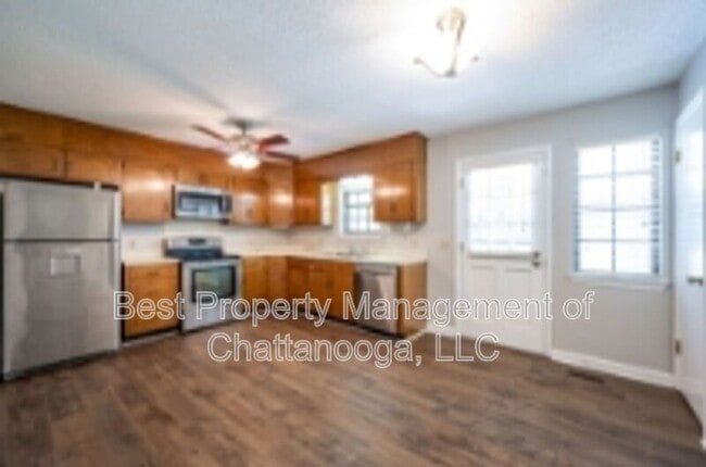 Building Photo - 5902 Fort Sumter Dr