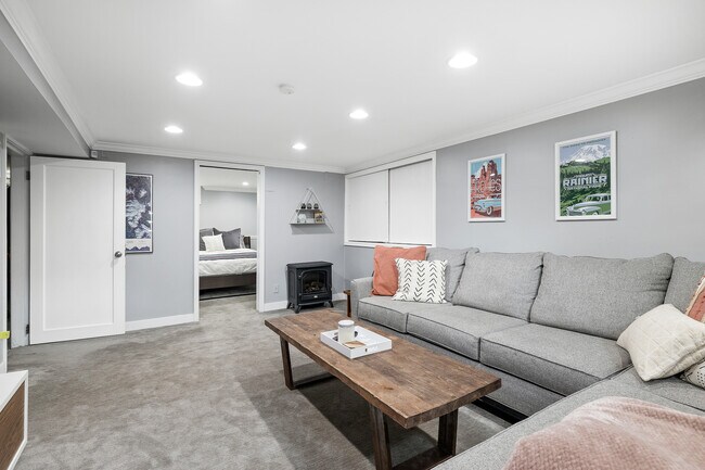 Building Photo - 3168 S 2000 E