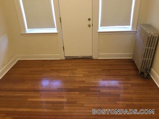 Building Photo - 1634 Commonwealth Ave