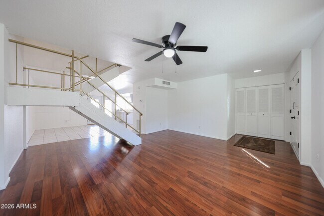 Building Photo - 4028 N Granite Reef Rd