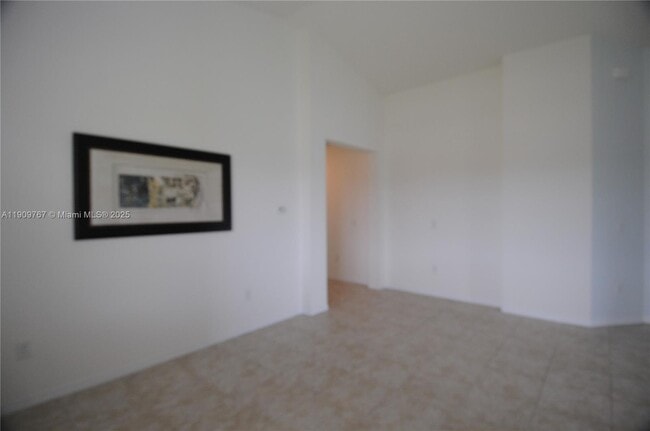 Building Photo - 2173 SE 2nd St