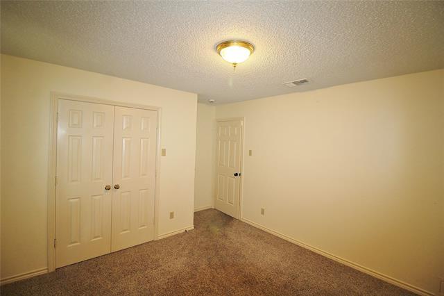 Building Photo - 1327 High Ridge Dr
