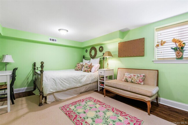 Building Photo - 15 Overlook Pl