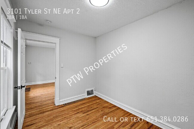 Building Photo - 3101 NE Tyler St