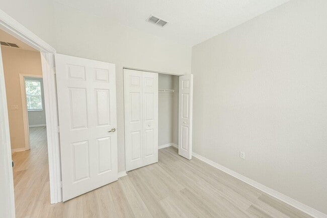 Building Photo - 297 Lake Monterey Cir