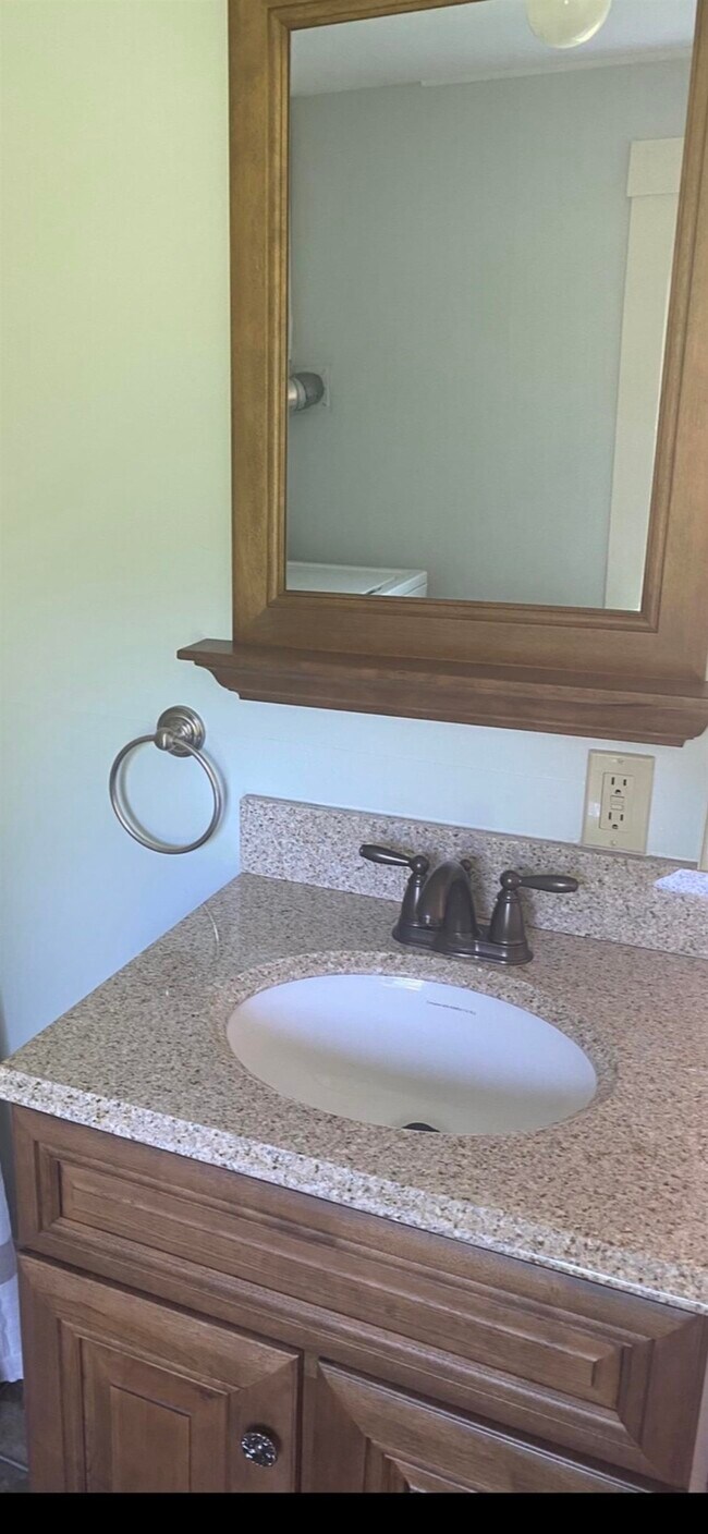 Building Photo - 36 Western Ave