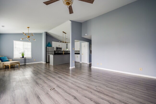 Building Photo - 205 Dockside Dr