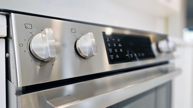 Building Photo - 501 S Seas Dr