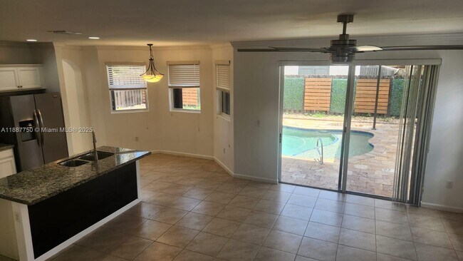 Building Photo - 25309 SW 118 Ct