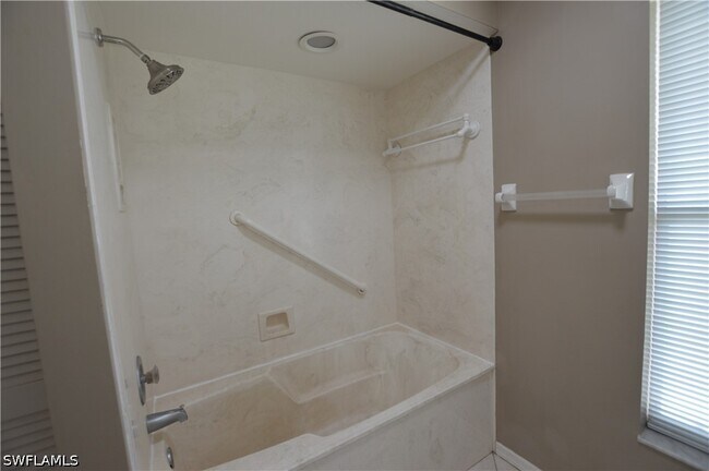 Building Photo - 214 Palmetto Dunes Cir
