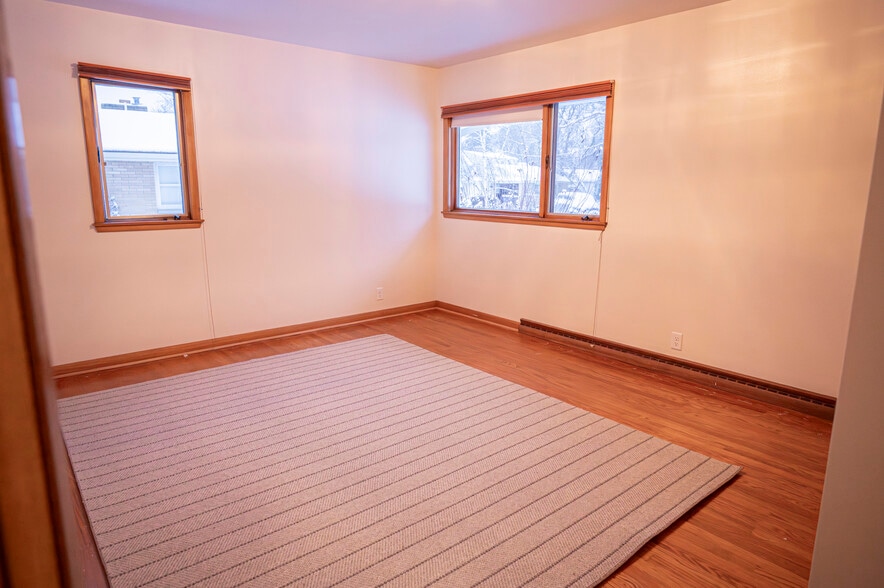 Building Photo - 1011 Third St