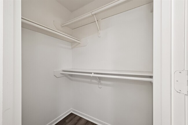 Building Photo - 4906 Pleasure Lake Ln