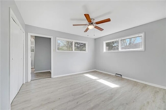 Building Photo - Don’t Miss This Updated 3-Bedroom Home