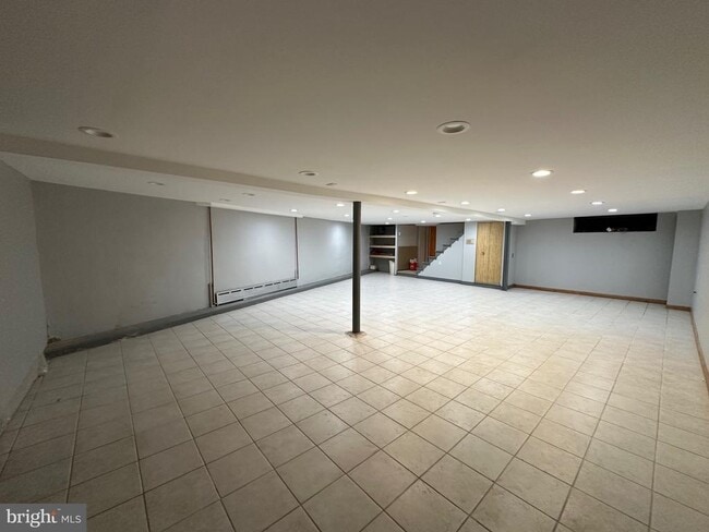 Building Photo - 2033 W Passyunk Ave