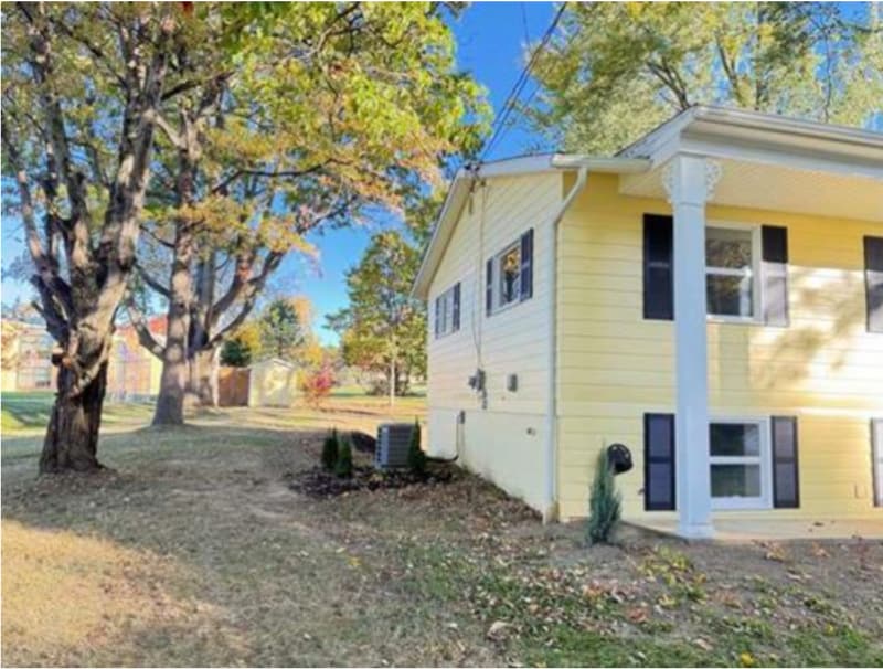 Building Photo - 154 W Good Ave