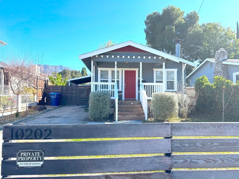 Building Photo - 10202 Jardine Ave