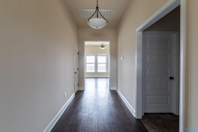 Building Photo - 17331 Fieldway Cir