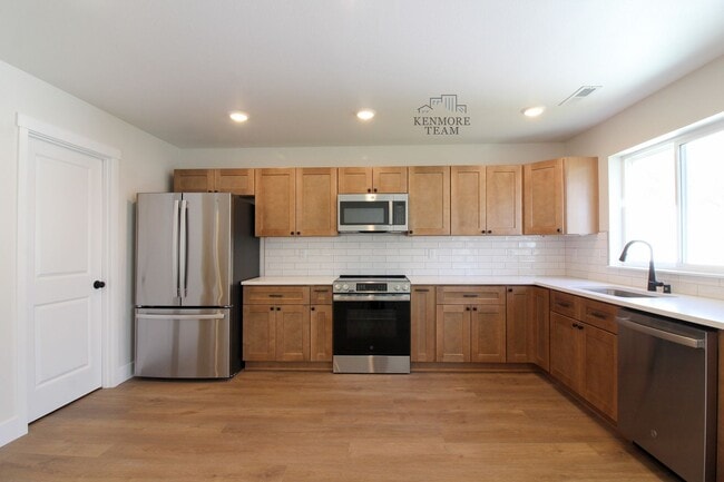 Building Photo - New Construction! 3 Bed/2.5 Bath in Pasco