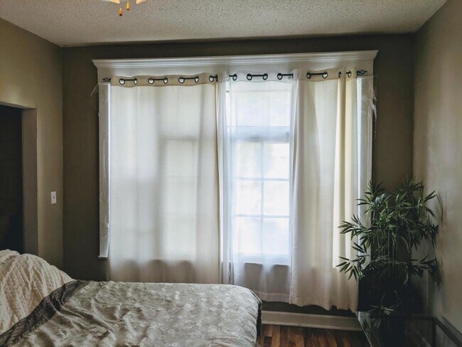 Building Photo - 263 Duke Street