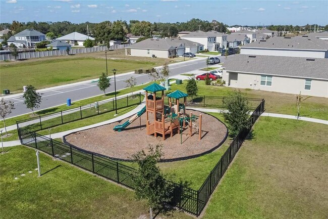 Building Photo - 2119 Tay Wes Dr